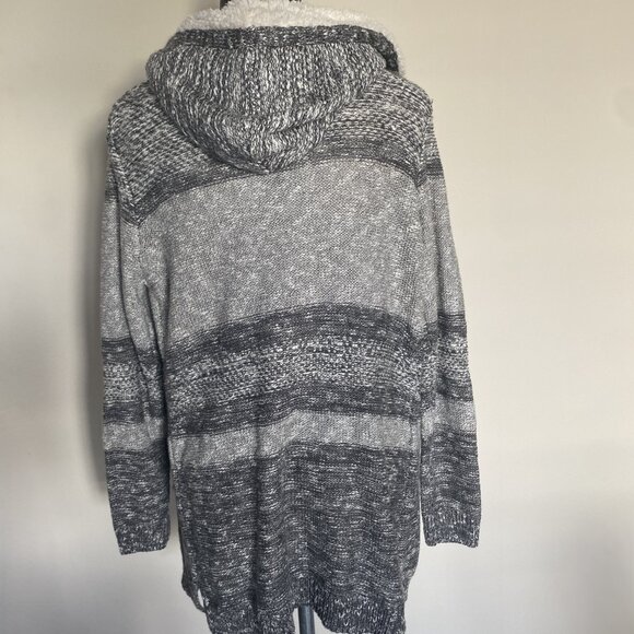 NWT LETY & ME Gray Striped Dockerie Sherpa Lined Hooded Cardigan sz L - Picture 5 of 8